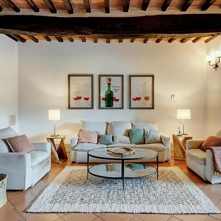 Tenuta Golo - And Winery - Tuscany Montepulciano